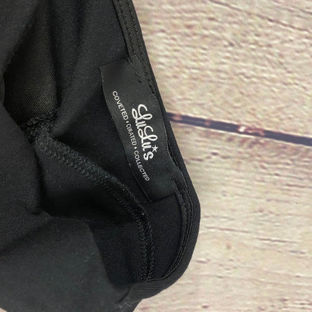 Lulu's Black Stretch Short Sleeve Casual Crop Top - Picture 4 of 5